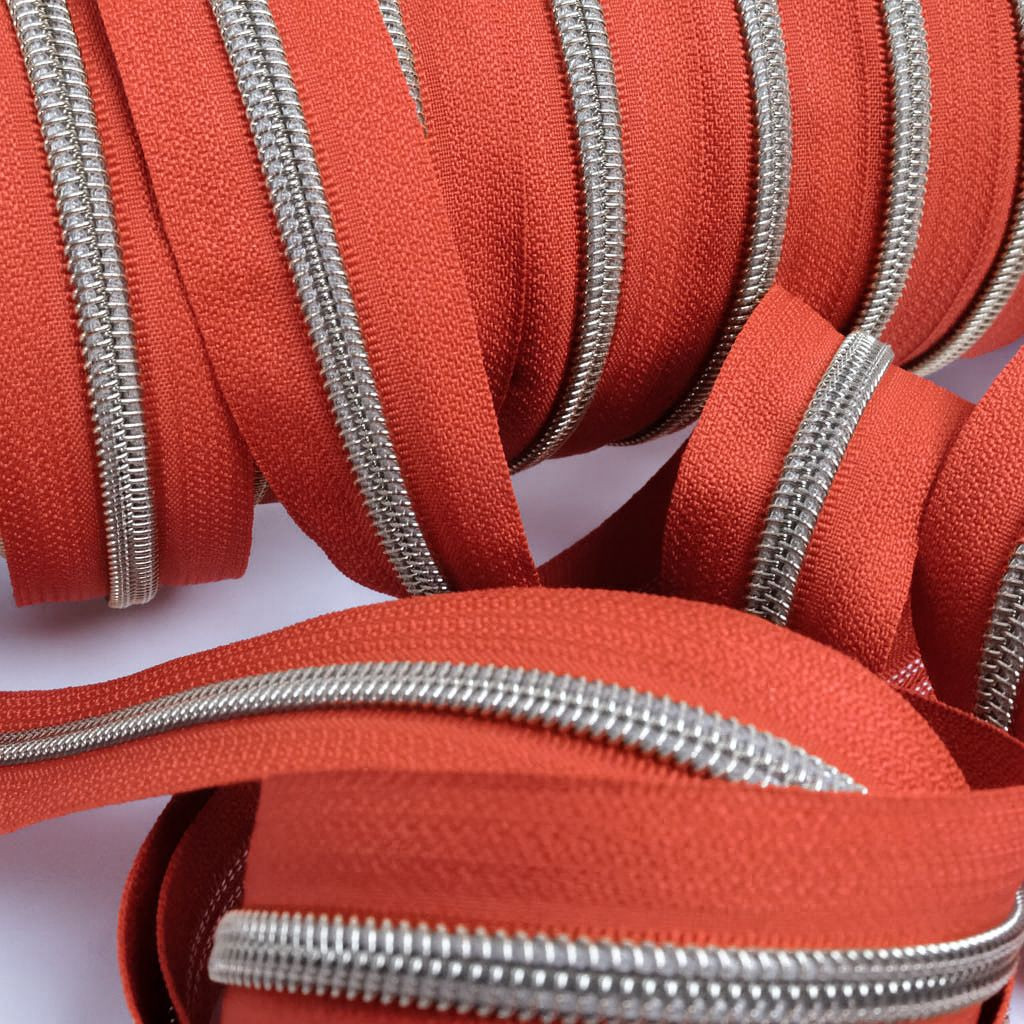 5mm Silver Brick Zipper by the Yard - Maison Klem